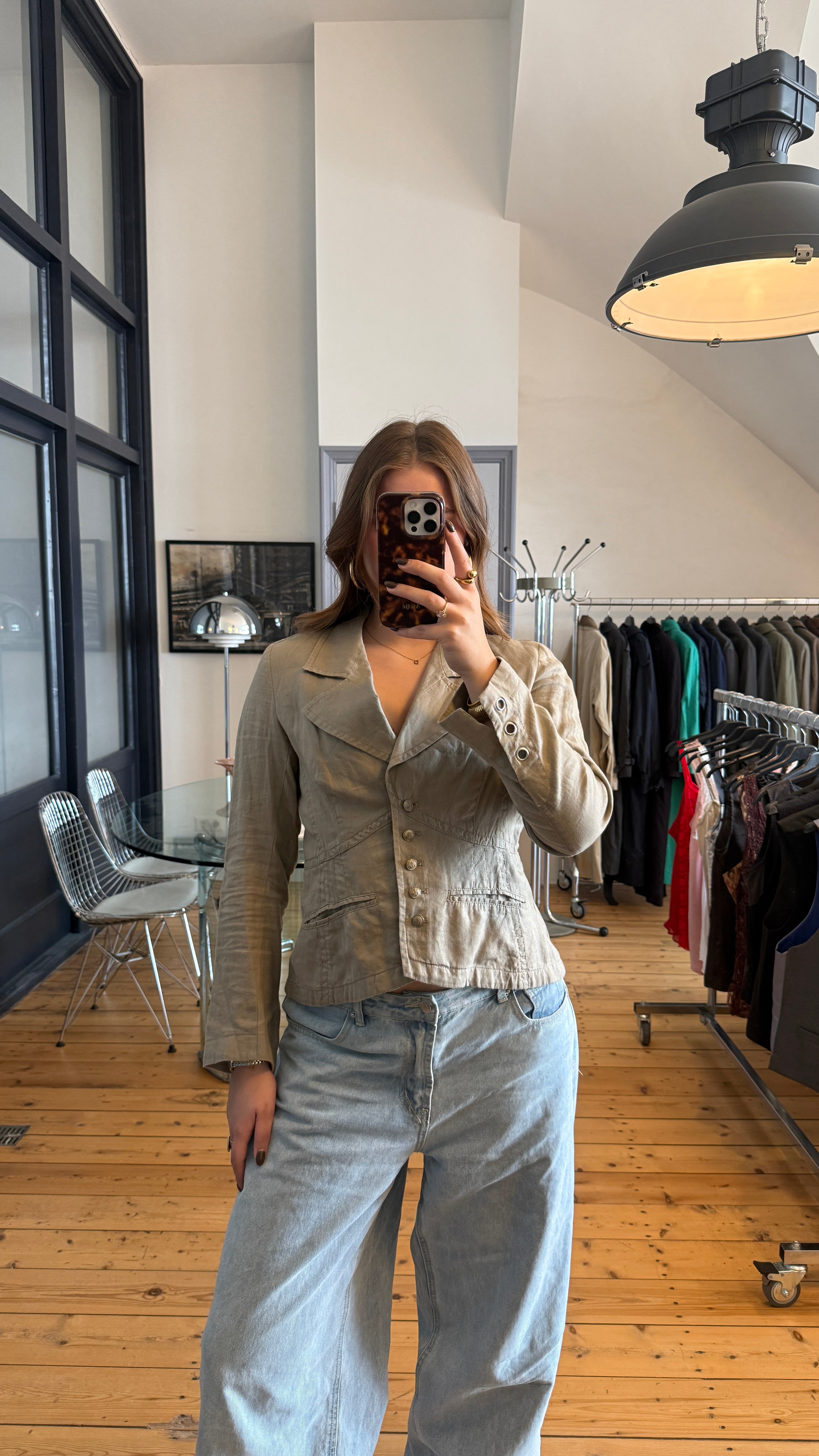 BLOUSE