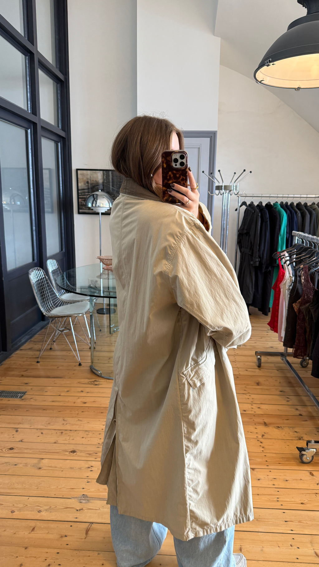 TRENCHCOAT