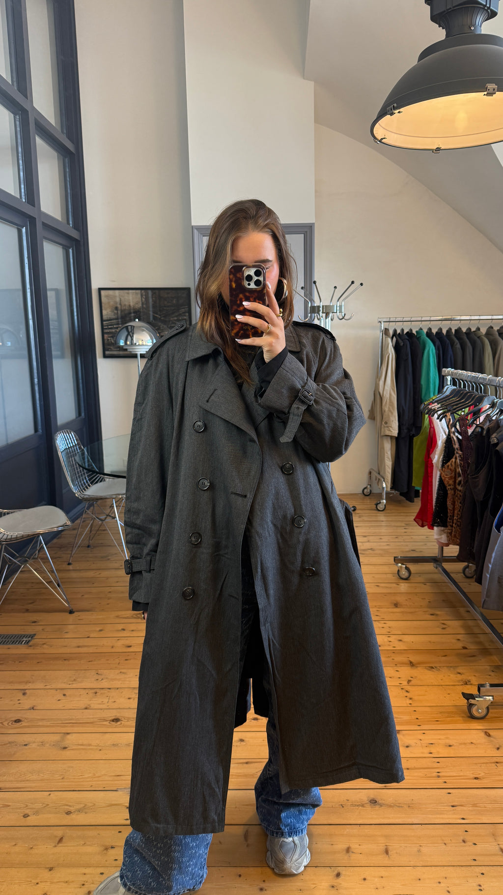 TRENCHCOAT