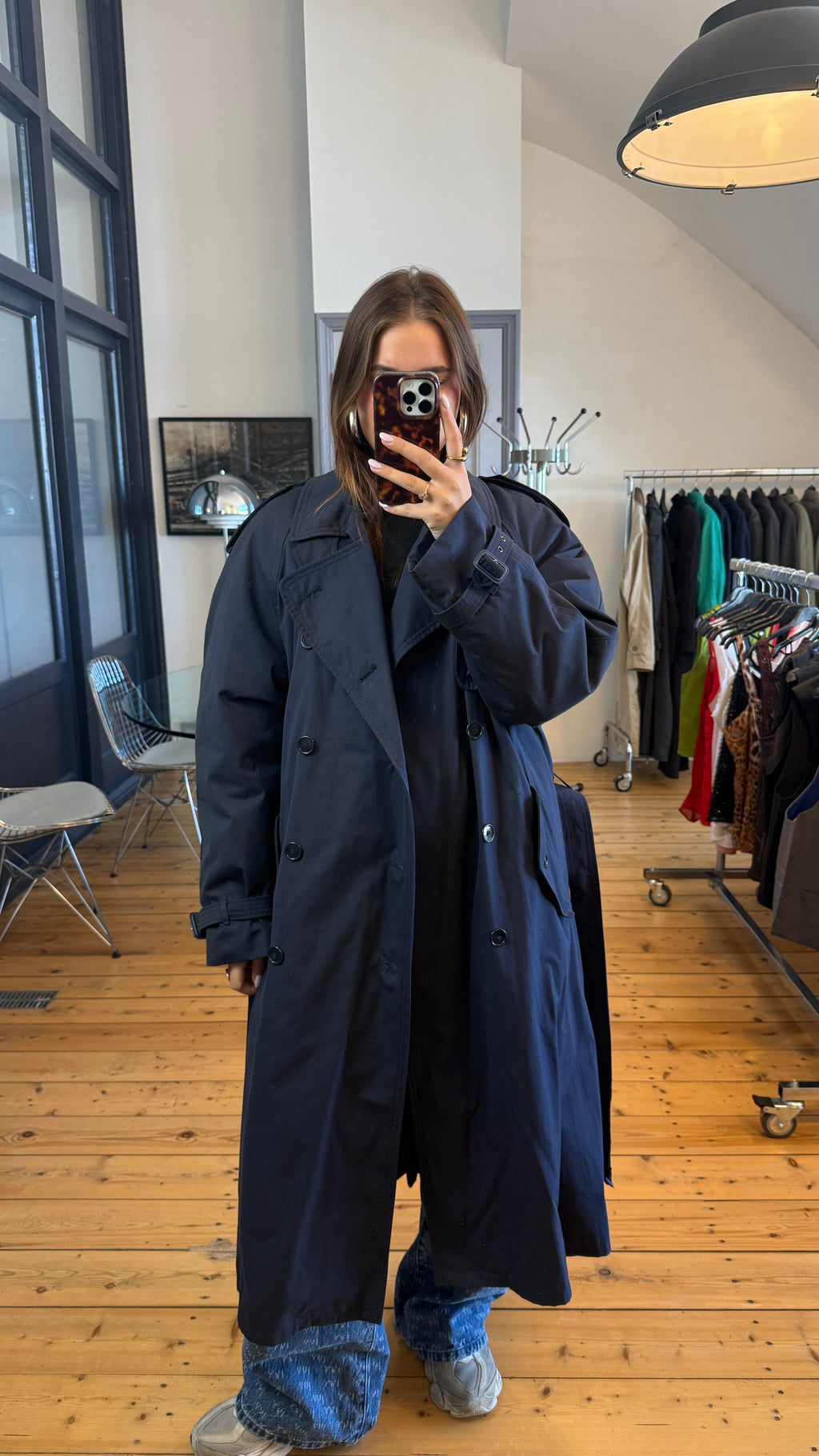 TRENCHCOAT