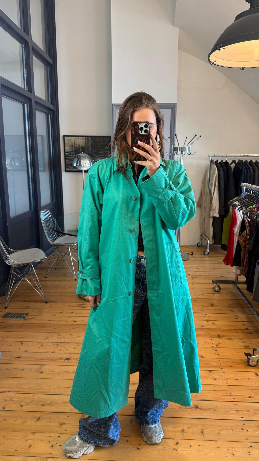 TRENCHCOAT