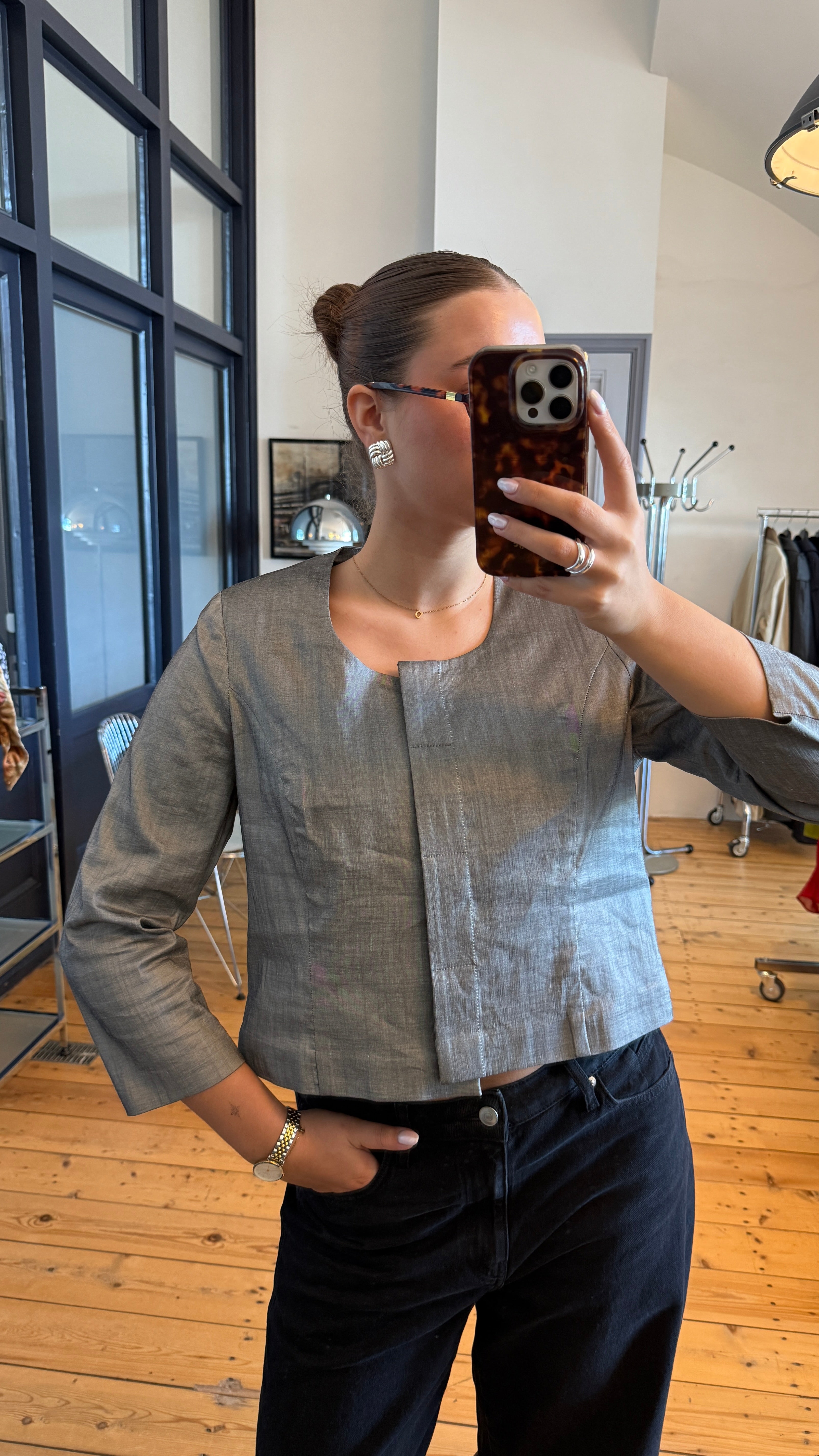 BLOUSE