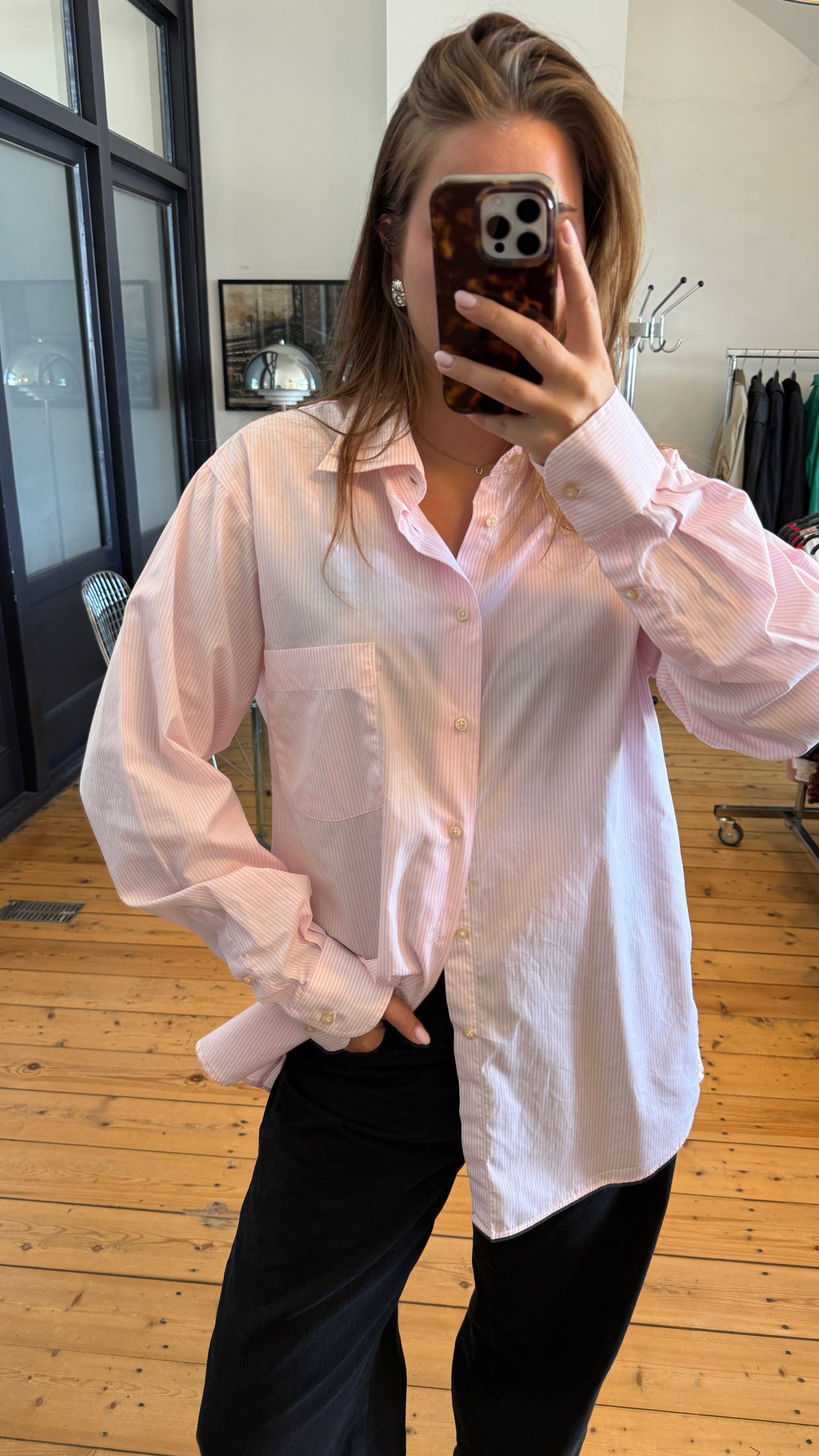 BLOUSE