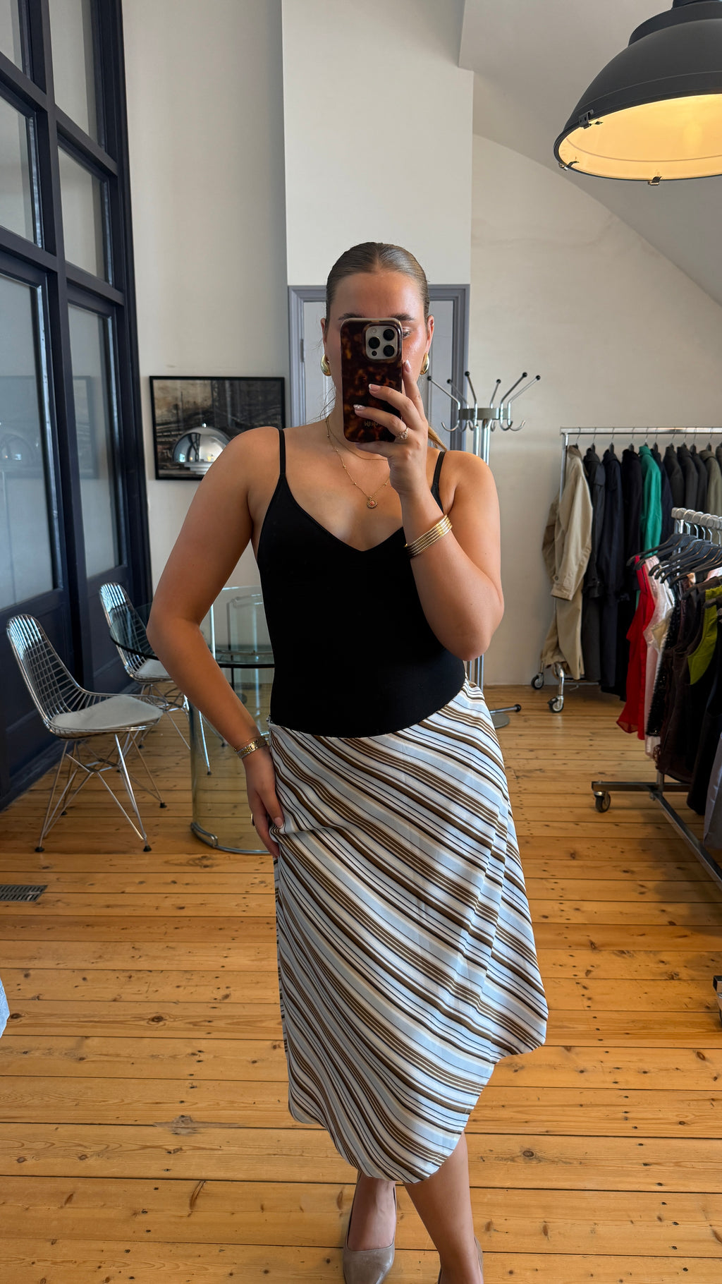 MIDI SKIRT