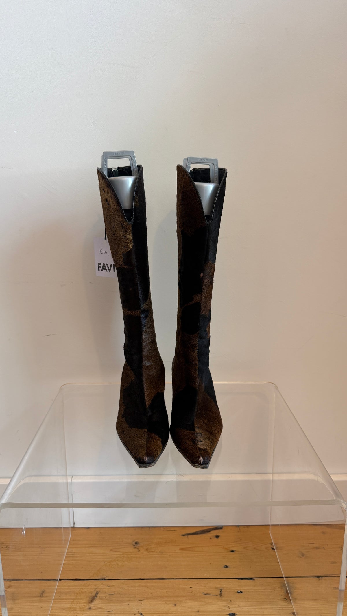 HEELED BOOTS