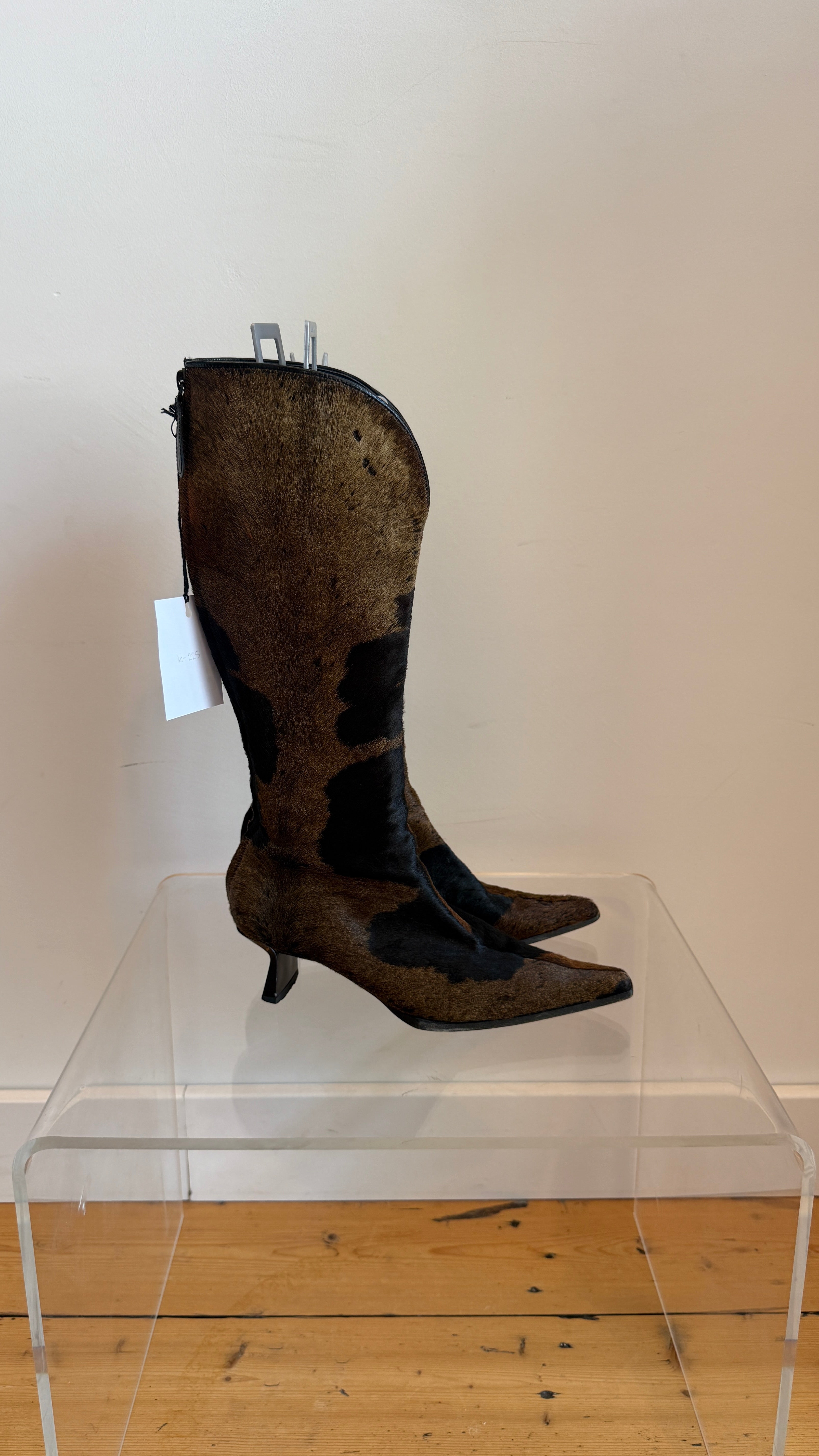 HEELED BOOTS